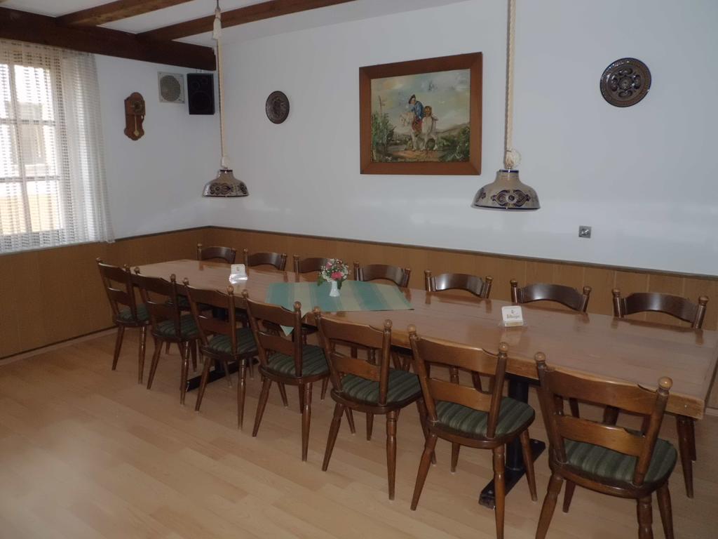 Hotel Restaurant Zur Pfanne Urbar  Exterior photo